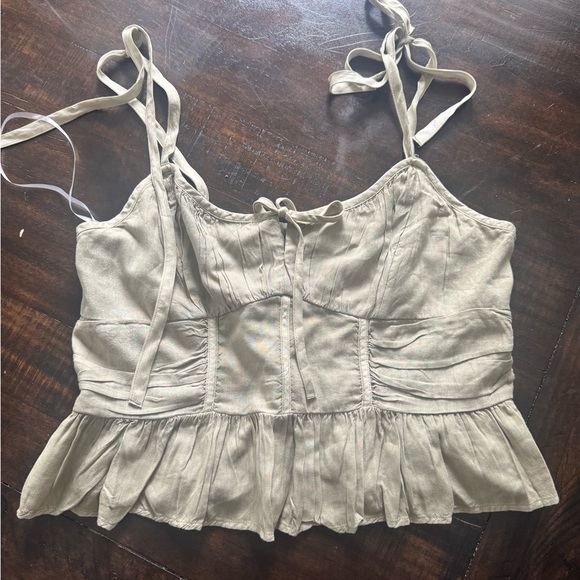 American Eagle top - Picture 1 of 2